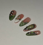 Botanical Chrome Ivy